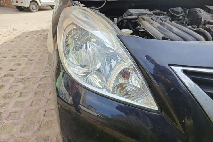 Used Nissan Sunny 2011 1.5XL CVT Luxury Edition Right Front Headlight