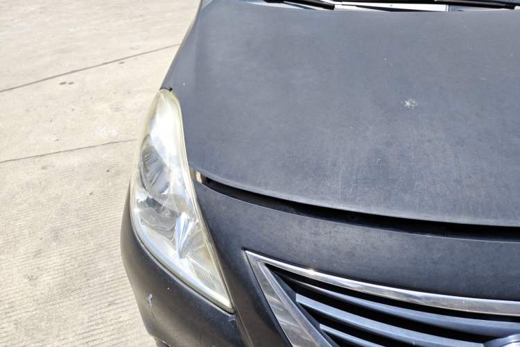 Used Nissan Sunny 2011 1.5XE Manual Comfort Edition Right Front Headlight