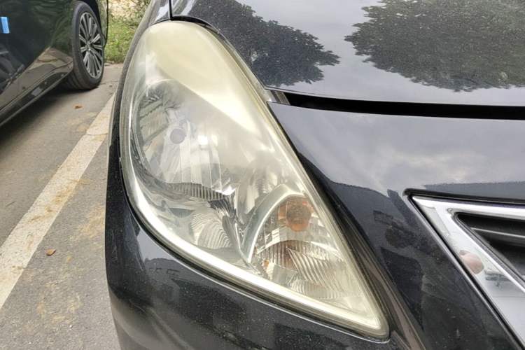 Used Nissan Sunny 2011 1.5XL CVT Luxury Edition Right Front Headlight