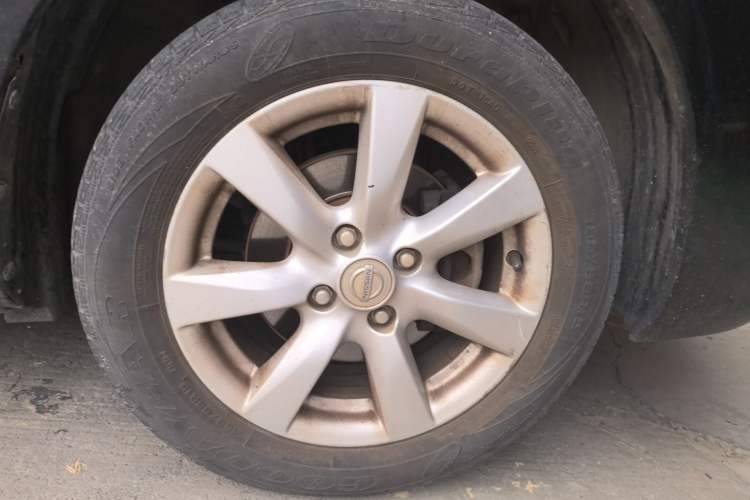 Used Nissan Sunny 2011 1.5XE CVT Comfort Edition Right Front Wheel Hub