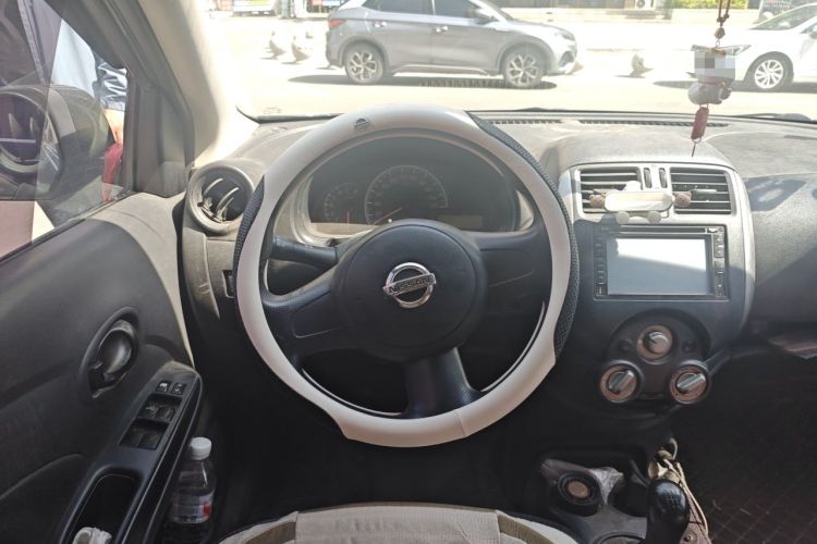 Used Nissan Sunny 2011 1.5XE Manual Comfort Edition Steering Wheel