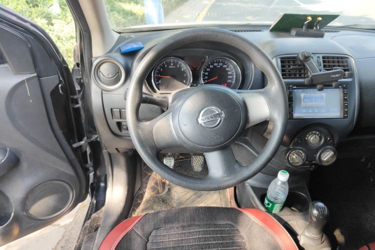 Used Nissan Sunny 2011 1.5XL Manual Deluxe Edition Steering Wheel