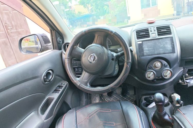 Used Nissan Sunny 2011 1.5XE Manual Comfort Edition Steering Wheel
