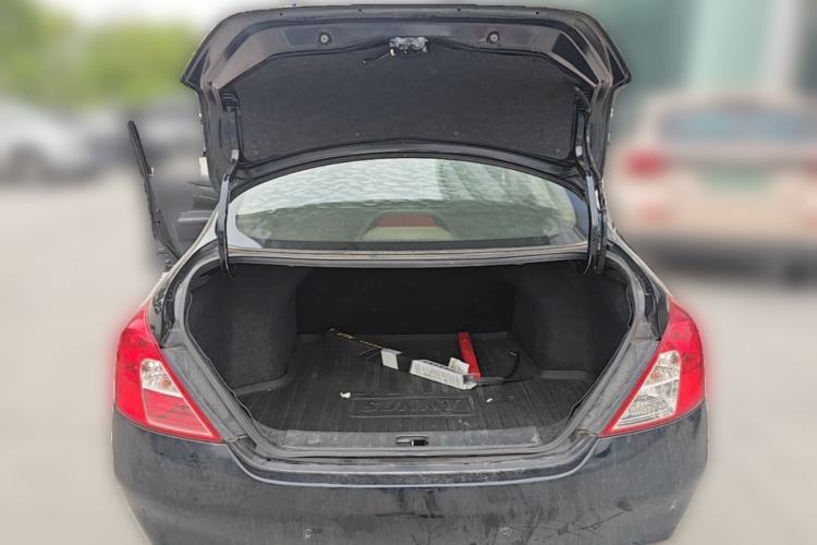 Used Nissan Sunny 2011 1.5XE CVT Comfort Edition Trunk