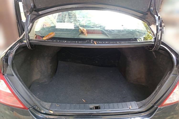 Used Nissan Sunny 2011 1.5XE Manual Comfort Edition Trunk