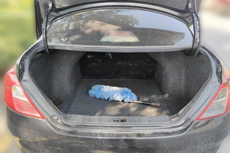 Used Nissan Sunny 2011 1.5XL Manual Deluxe Edition Trunk