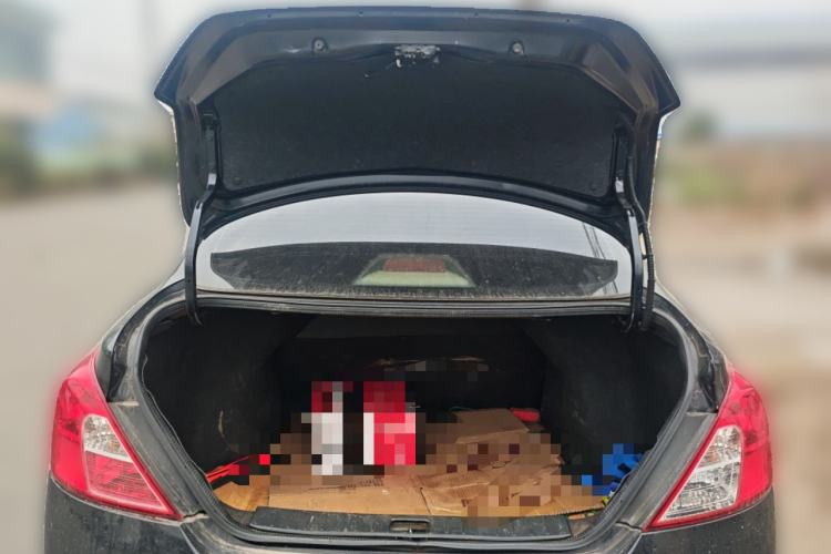 Used Nissan Sunny 2011 1.5XE Manual Comfort Edition Trunk