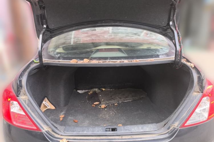 Used Nissan Sunny 2011 1.5XE CVT Comfort Edition Trunk