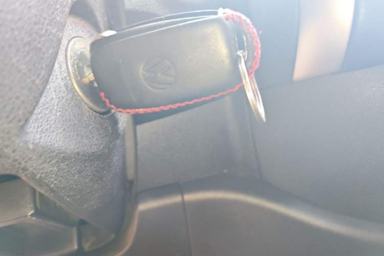 Used Nissan Sunny 2011 1.5XE Manual Comfort Edition Vehicle Key