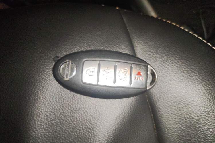 Used Nissan Sunny 2011 1.5XL Manual Deluxe Edition Vehicle Key