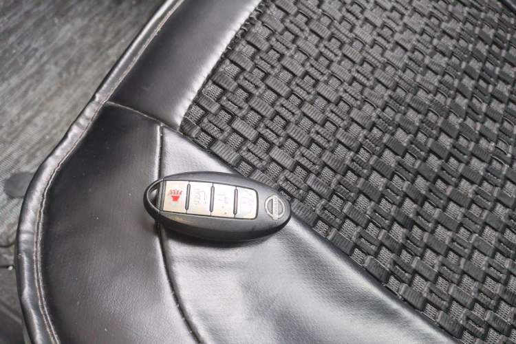 Used Nissan Sunny 2011 1.5XE CVT Comfort Edition Vehicle Key