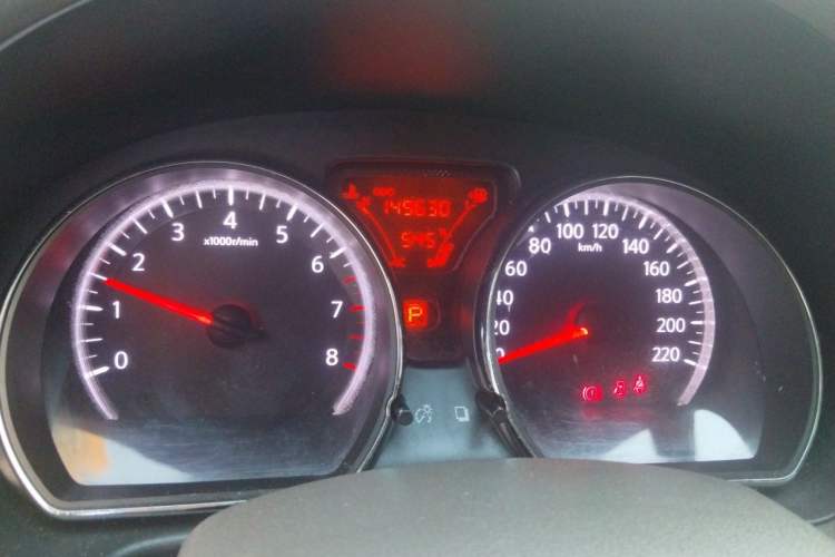 Used Nissan Sunny 2011 1.5XL CVT Luxury Edition Instrument Cluster