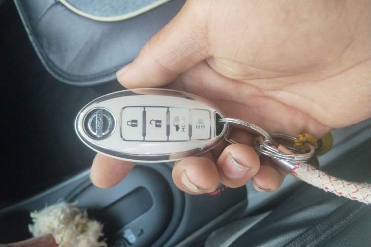 Used Nissan Sunny 2011 1.5XL CVT Luxury Edition Vehicle Key