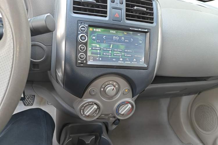 Used Nissan Sunny 2011 1.5XE Manual Comfort Edition Audio And AC Panel