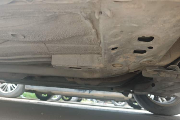 Used Nissan Sunny 2011 1.5XE Manual Comfort Edition Chassis Front Right