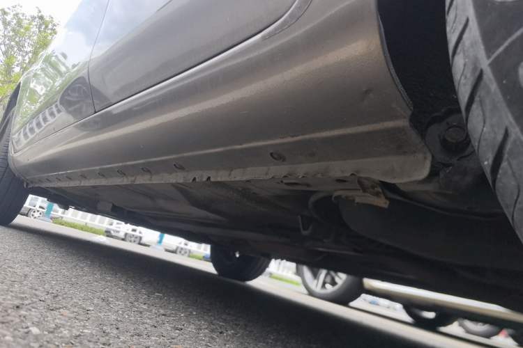 Used Nissan Sunny 2011 1.5XE Manual Comfort Edition Chassis Rear Left