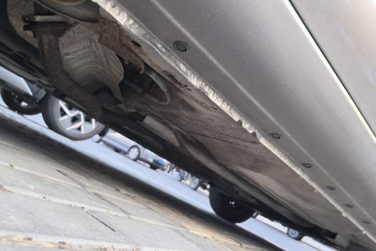 Used Nissan Sunny 2011 1.5XE Manual Comfort Edition Chassis Rear Right