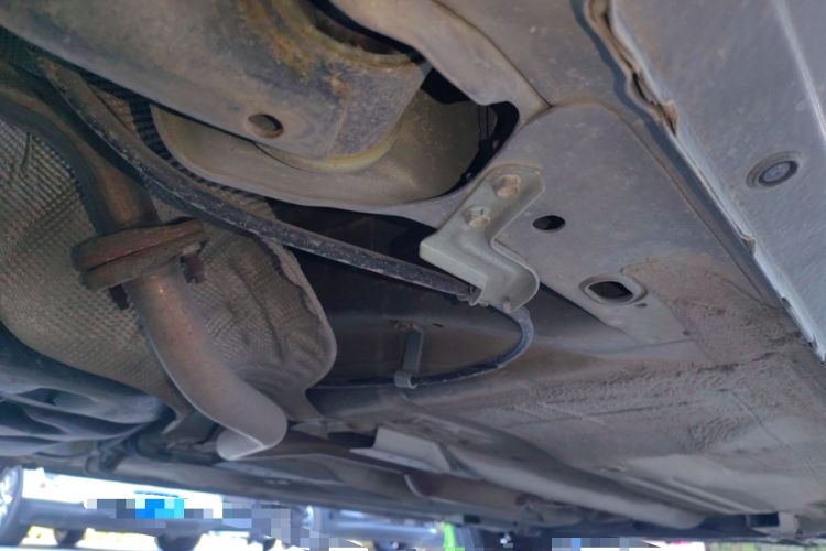 Used Nissan Sunny 2011 1.5XE Manual Comfort Edition Chassis Rear Right