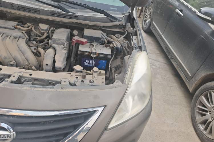 Used Nissan Sunny 2011 1.5XE Manual Comfort Edition Engine Bay Left
