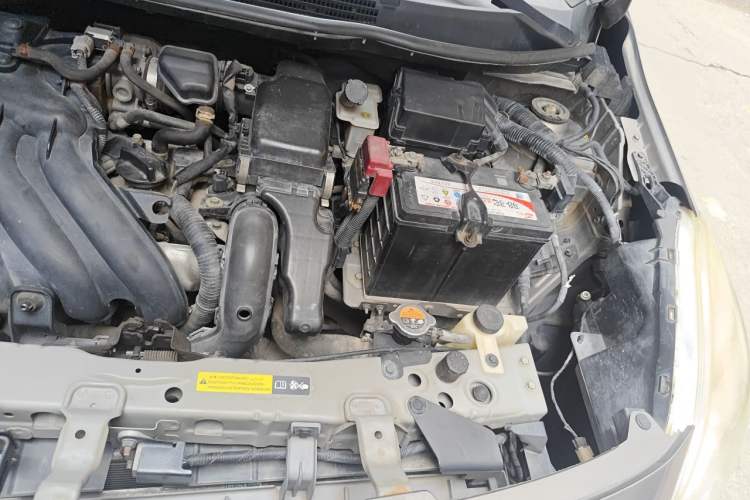 Used Nissan Sunny 2011 1.5XE Manual Comfort Edition Engine Bay Left