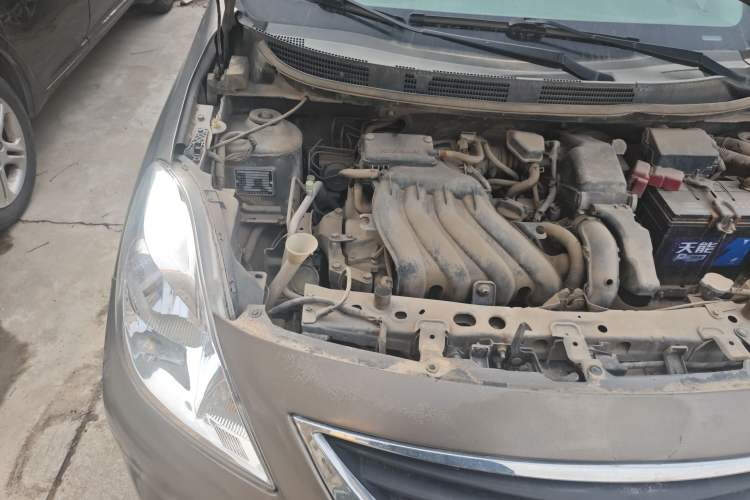 Used Nissan Sunny 2011 1.5XE Manual Comfort Edition Engine Bay Right