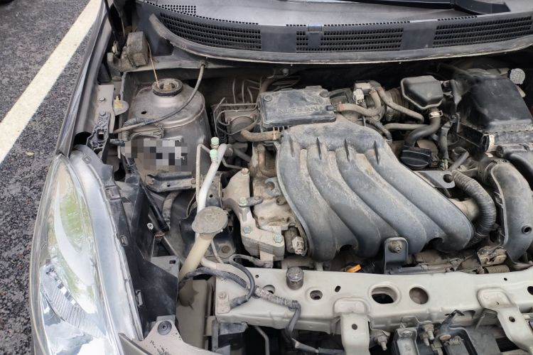 Used Nissan Sunny 2011 1.5XE CVT Comfort Edition Engine Bay Right