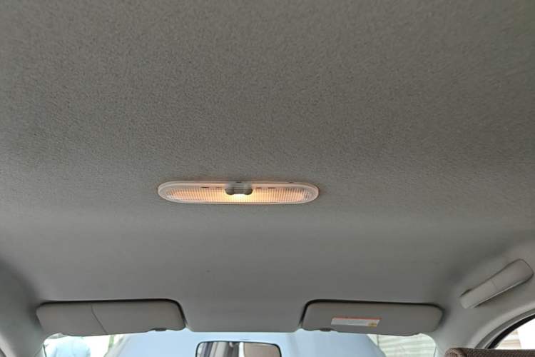 Used Nissan Sunny 2011 1.5XE Manual Comfort Edition Headliner