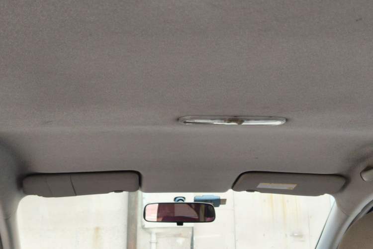 Used Nissan Sunny 2011 1.5XE Manual Comfort Edition Headliner
