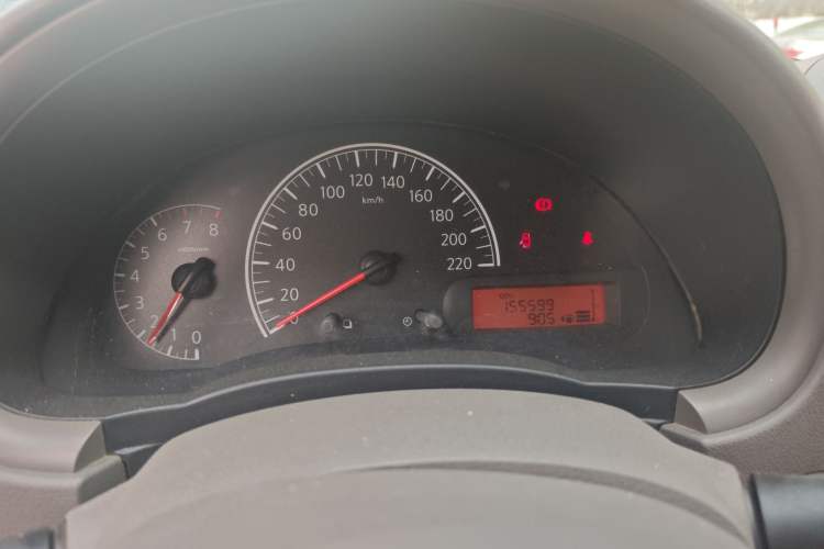 Used Nissan Sunny 2011 1.5XE Manual Comfort Edition Instrument Cluster