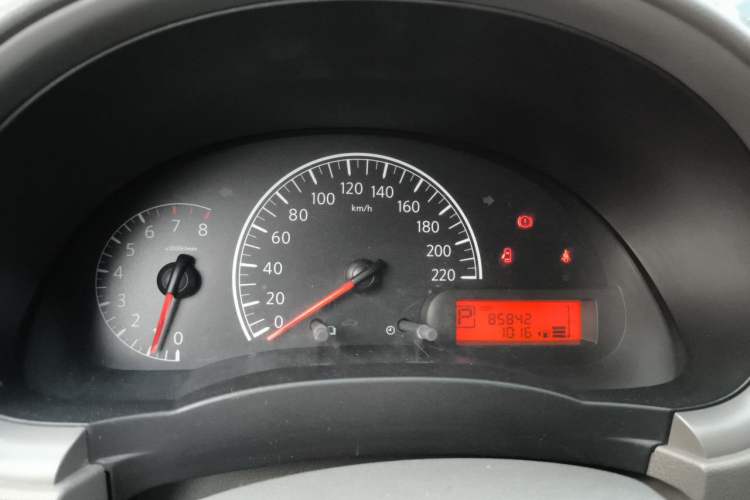 Used Nissan Sunny 2011 1.5XE CVT Comfort Edition Instrument Cluster