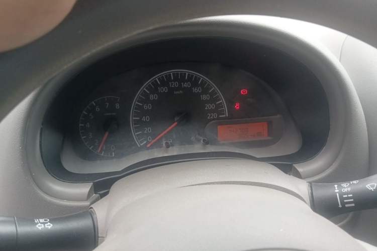 Used Nissan Sunny 2011 1.5XE Manual Comfort Edition Instrument Cluster