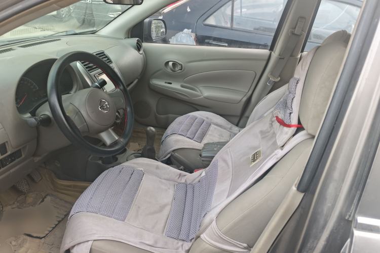 Used Nissan Sunny 2011 1.5XE Manual Comfort Edition Left Front Seat