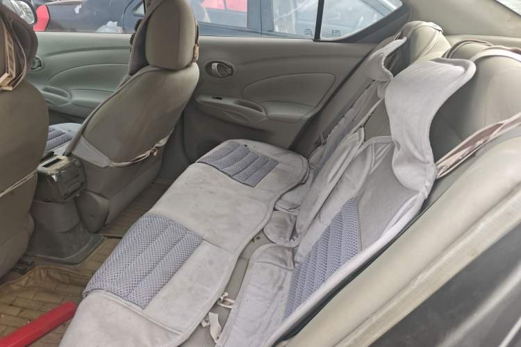 Used Nissan Sunny 2011 1.5XE Manual Comfort Edition Left Rear Seat