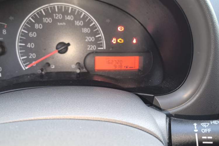 Used Nissan Sunny 2011 1.5XE Manual Comfort Edition Odometer Close Up