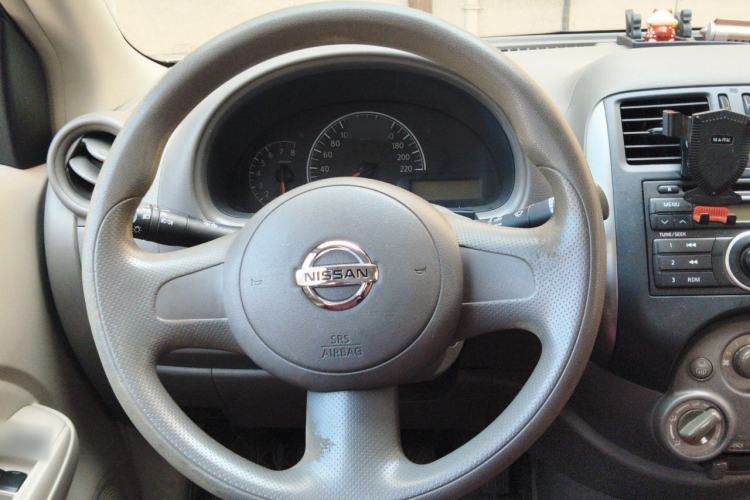Used Nissan Sunny 2011 1.5XE Manual Comfort Edition Steering Wheel