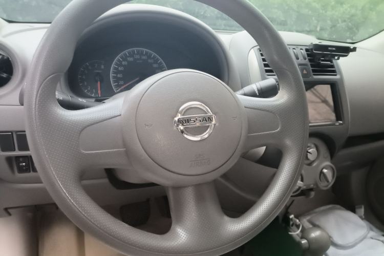 Used Nissan Sunny 2011 1.5XE CVT Comfort Edition Steering Wheel