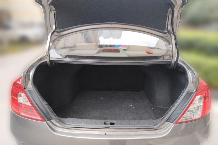 Used Nissan Sunny 2011 1.5XE CVT Comfort Edition Trunk