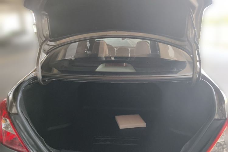 Used Nissan Sunny 2011 1.5XE CVT Comfort Edition Trunk