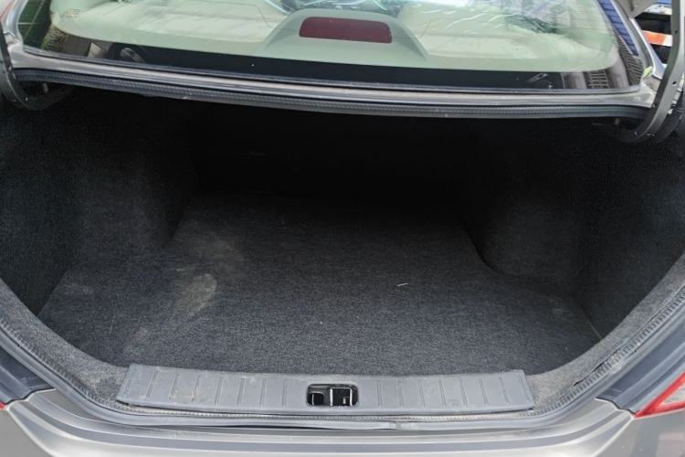 Used Nissan Sunny 2011 1.5XE Manual Comfort Edition Trunk