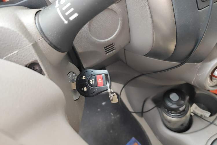 Used Nissan Sunny 2011 1.5XE CVT Comfort Edition Vehicle Key