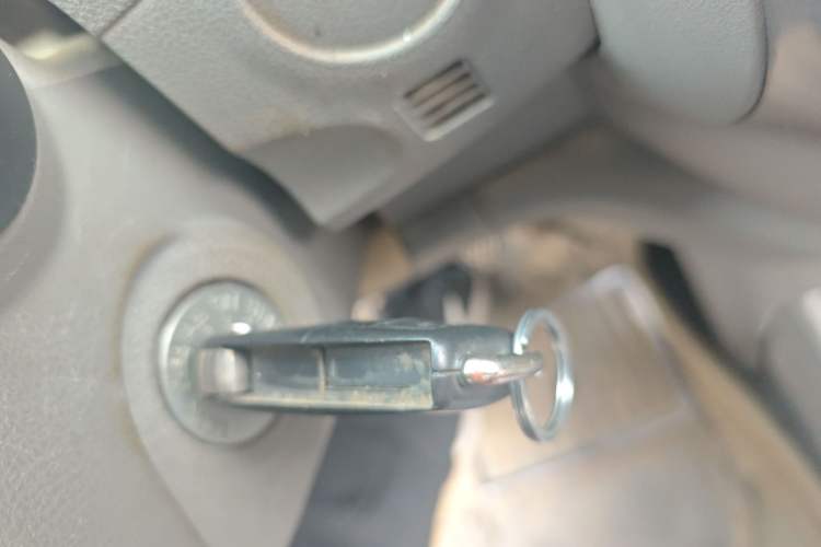 Used Nissan Sunny 2011 1.5XE Manual Comfort Edition Vehicle Key