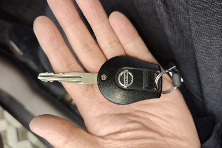 Used Nissan Sunny 2011 1.5XE Manual Comfort Edition Vehicle Key