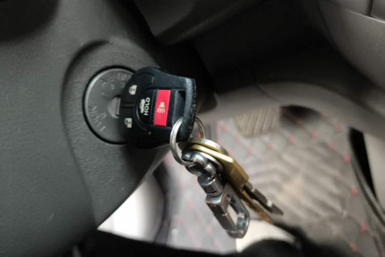 Used Nissan Sunny 2011 1.5XE CVT Comfort Edition Vehicle Key