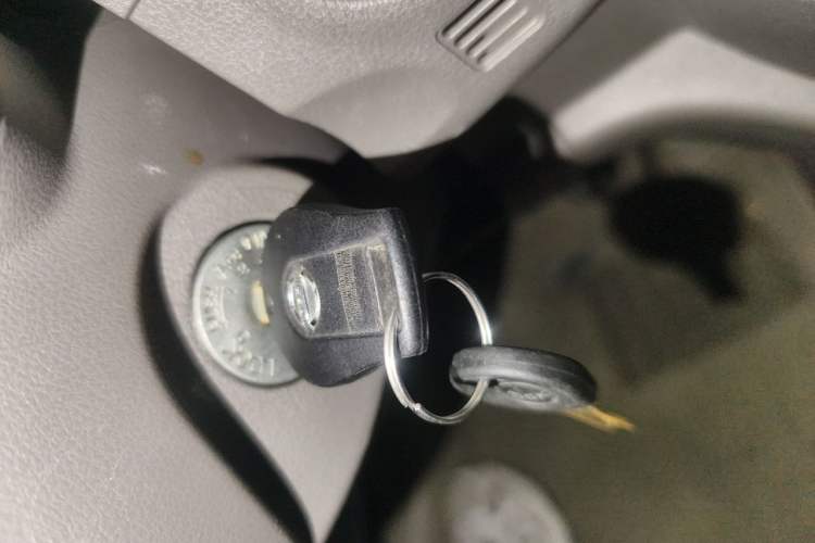 Used Nissan Sunny 2011 1.5XE Manual Comfort Edition Vehicle Key