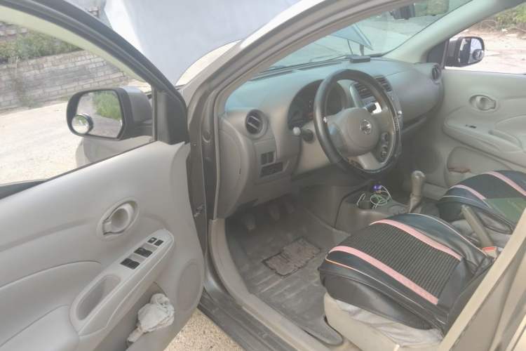 Used Nissan Sunny 2011 1.5XE Manual Comfort Edition Driver Seat