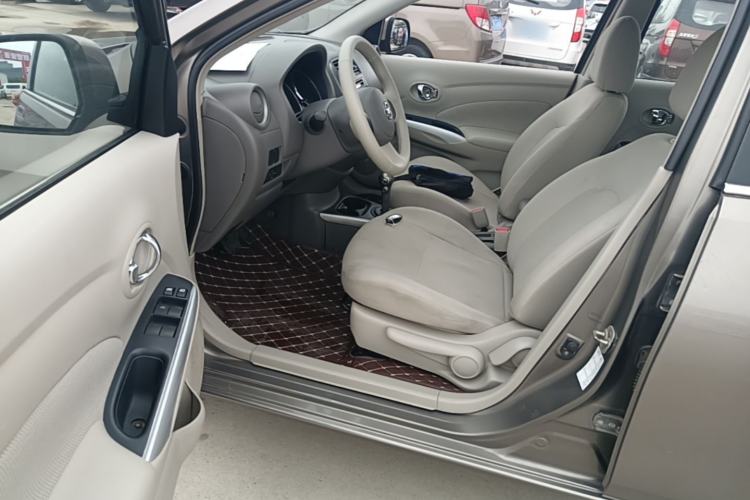 Used Nissan Sunny 2011 1.5XL CVT Luxury Edition Driver Seat