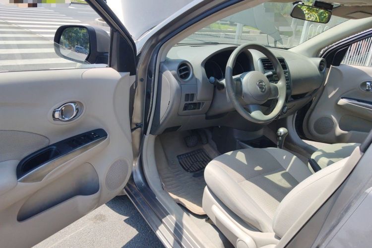 Used Nissan Sunny 2011 1.5XL CVT Luxury Edition Driver Seat