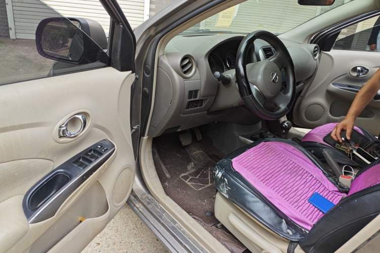 Used Nissan Sunny 2011 1.5XL CVT Luxury Edition Driver Seat