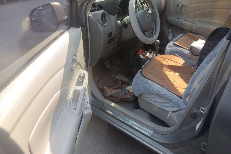 Used Nissan Sunny 2011 1.5XE CVT Comfort Edition Driver Seat