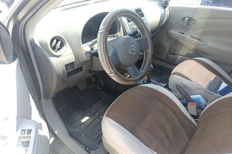 Used Nissan Sunny 2011 1.5XE CVT Comfort Edition Driver Seat